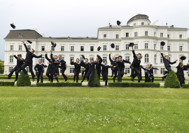     Vienna Boys Choir 